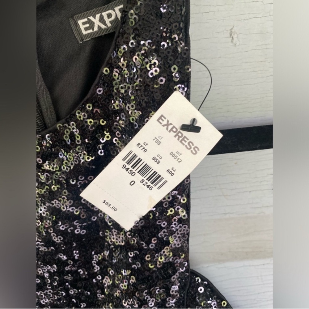 Express Black Sequin side cut out Women's Dress Sz0 BNWT - Picture 3 of 6